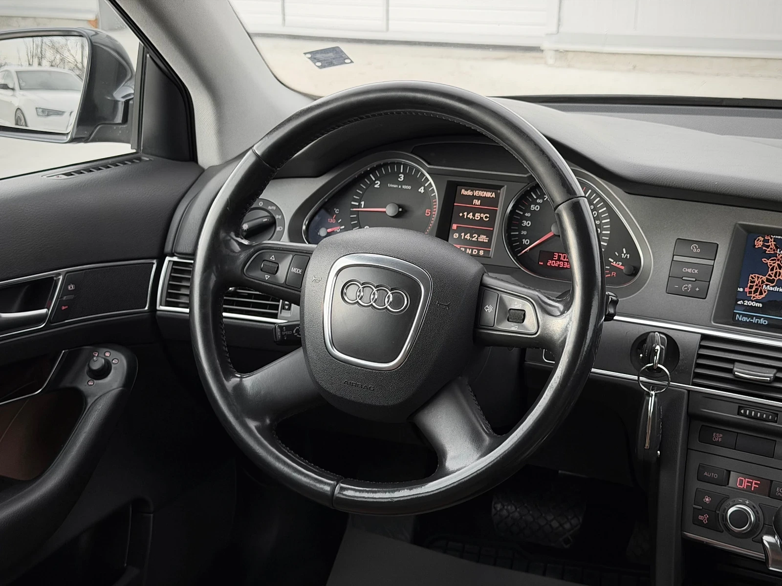 Audi A6 3.0TDI/ S6 FACELIFT OPTIC/ QUATTRO/ NaVi/ LED - изображение 8