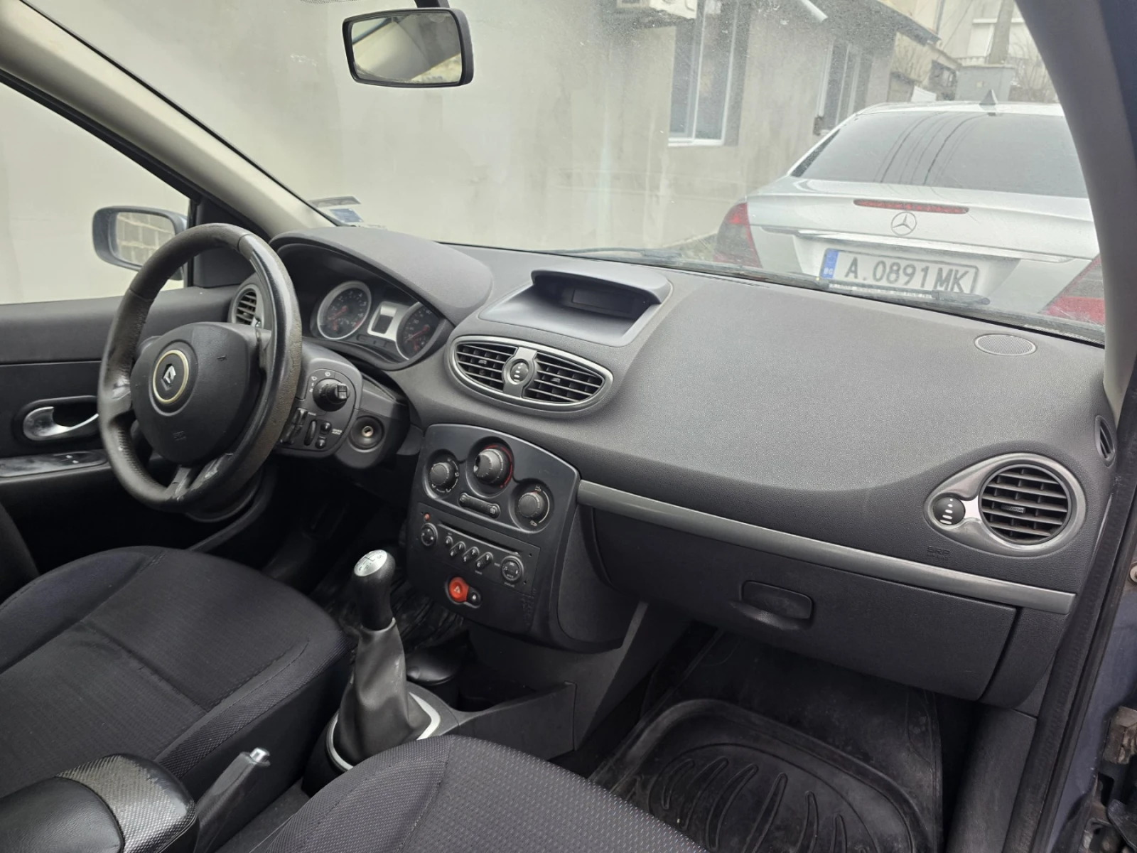 Renault Clio  - изображение 6