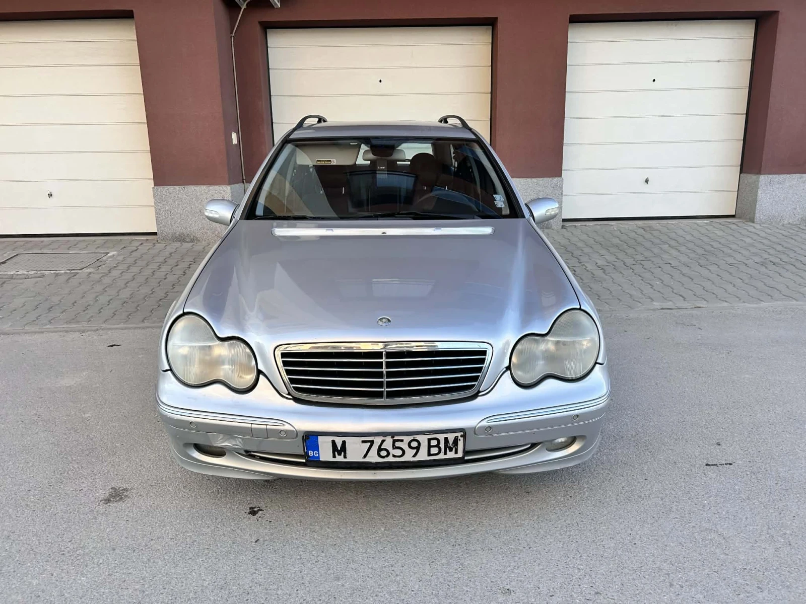 Mercedes-Benz C 240 2.6 V6, снимка 2 - Автомобили и джипове - 53772439