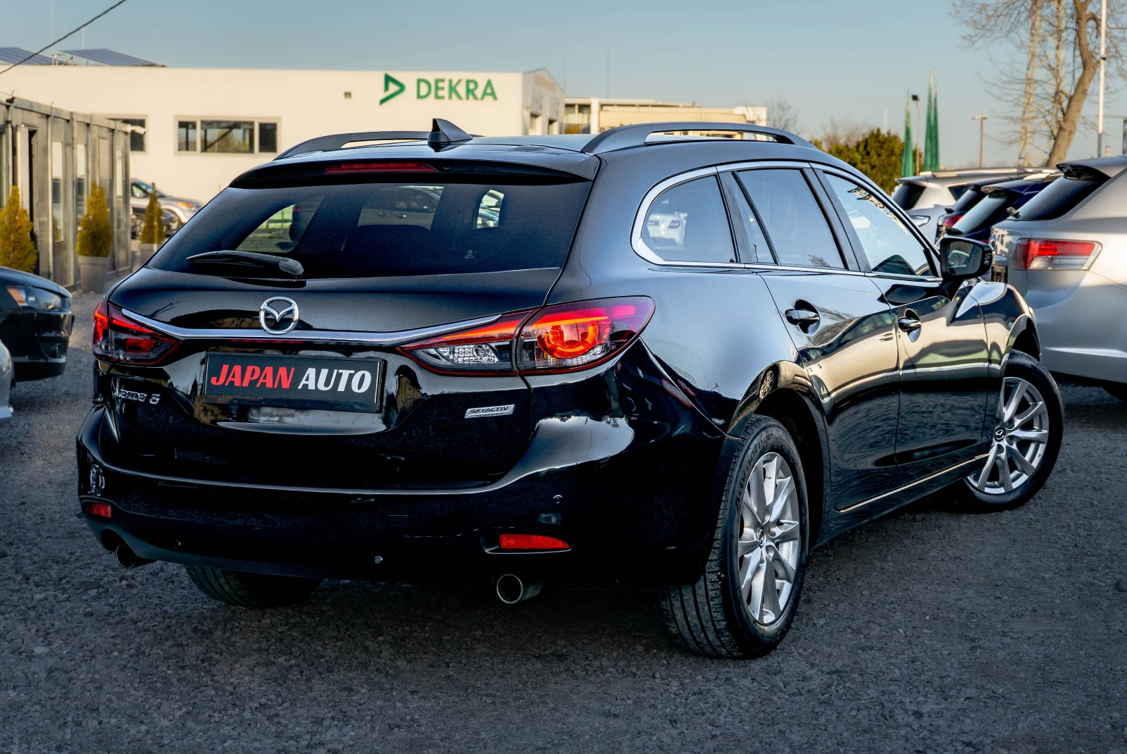 Mazda 6 2.0 бензин 165к.с. КАТО НОВА! С ГАРАНЦИЯ! FACELIFT, снимка 4 - Автомобили и джипове - 53801118