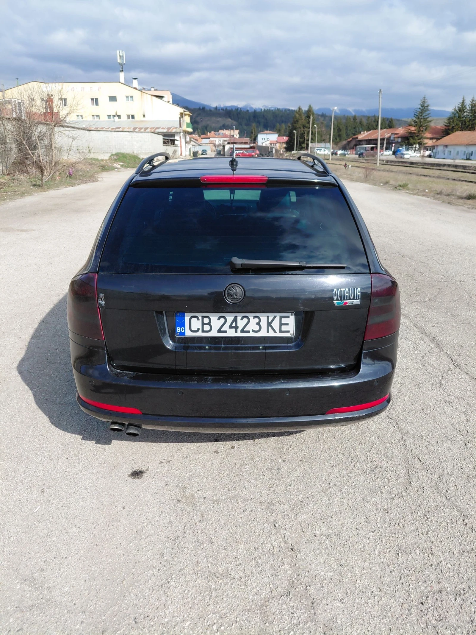 Skoda Octavia 2.0 Diesel VRS, снимка 4 - Автомобили и джипове - 53910302
