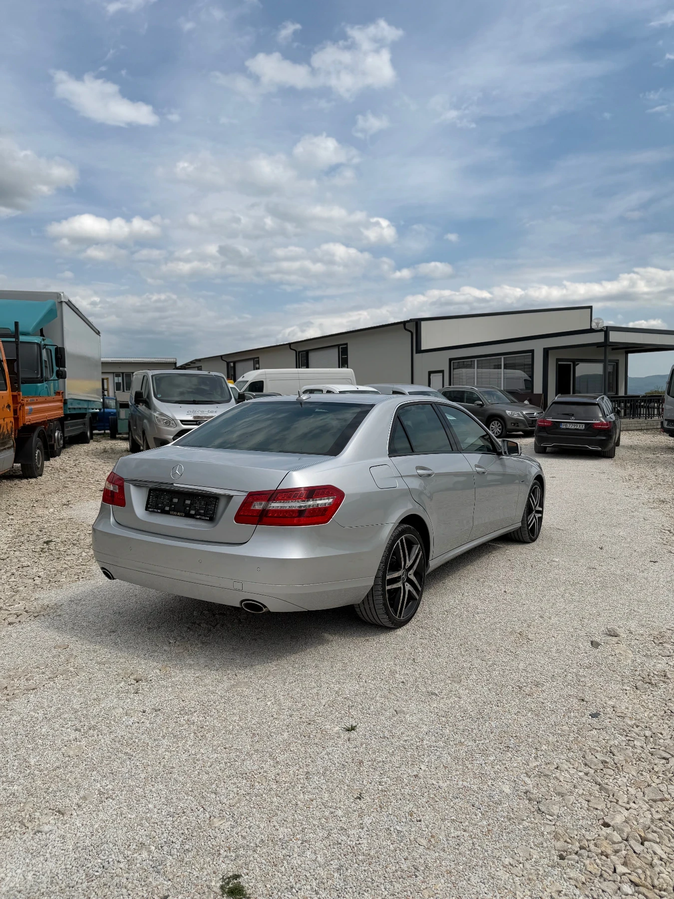 Mercedes-Benz E 350 ЛИЗИНГ!, снимка 6 - Автомобили и джипове - 53917477