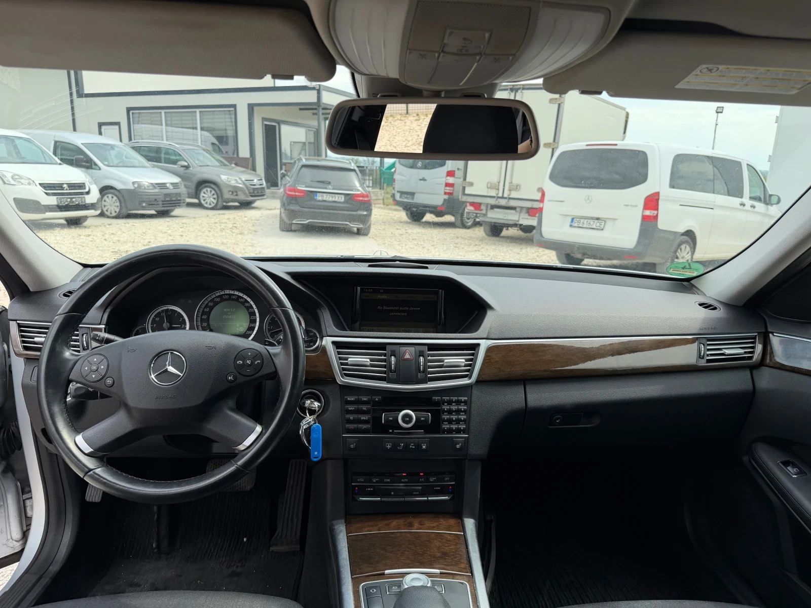 Mercedes-Benz E 350 ЛИЗИНГ!, снимка 10 - Автомобили и джипове - 53917477