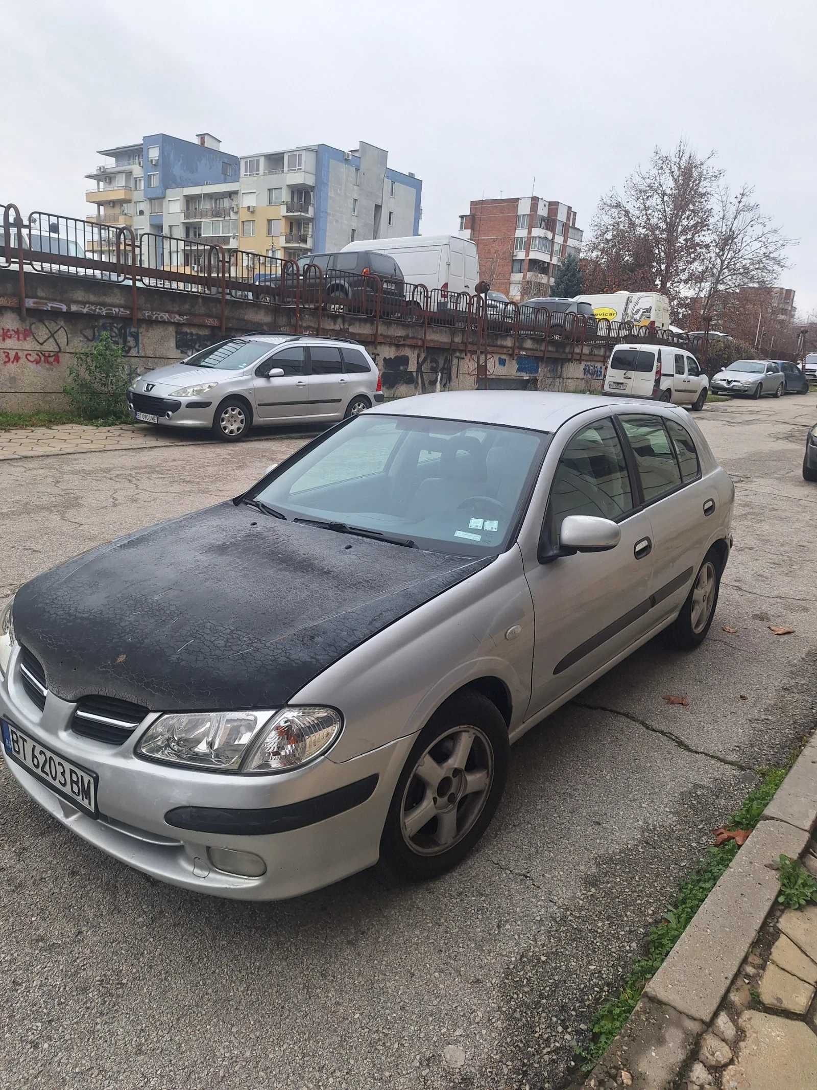 Nissan Almera, снимка 2 - Автомобили и джипове - 54146871