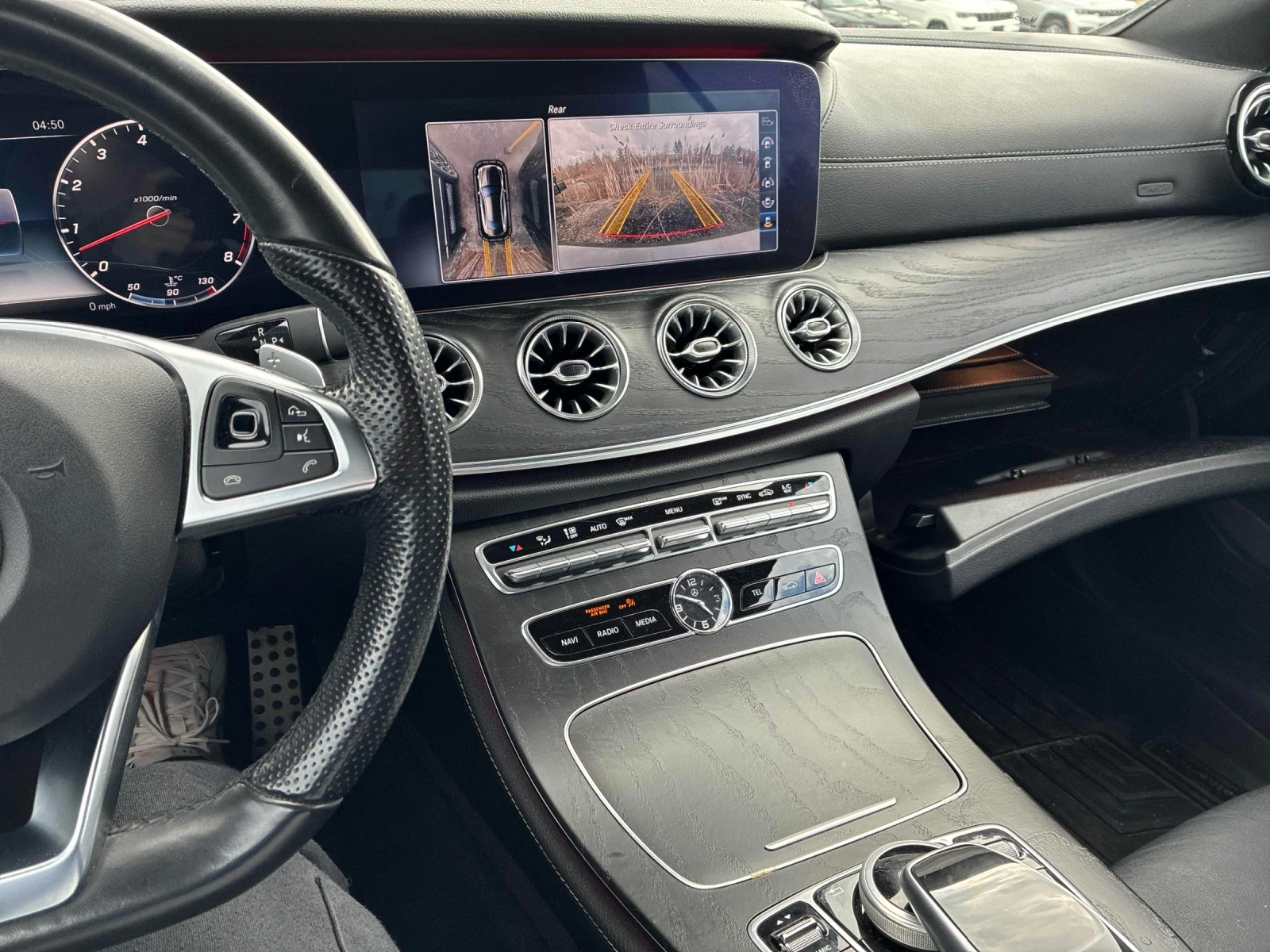 Mercedes-Benz E 400 BURMESTER * CAR FAX * АВТО КРЕДИТ * , снимка 5 - Автомобили и джипове - 54198304