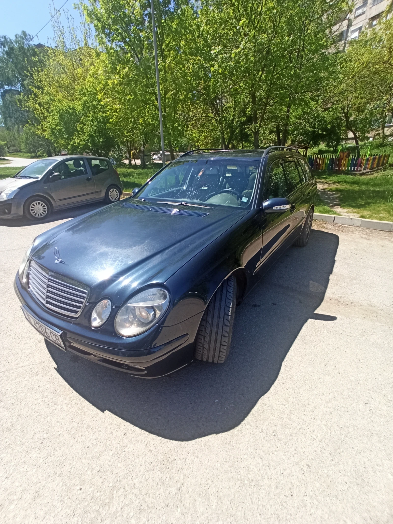 Mercedes-Benz E 320, снимка 4 - Автомобили и джипове - 54319125