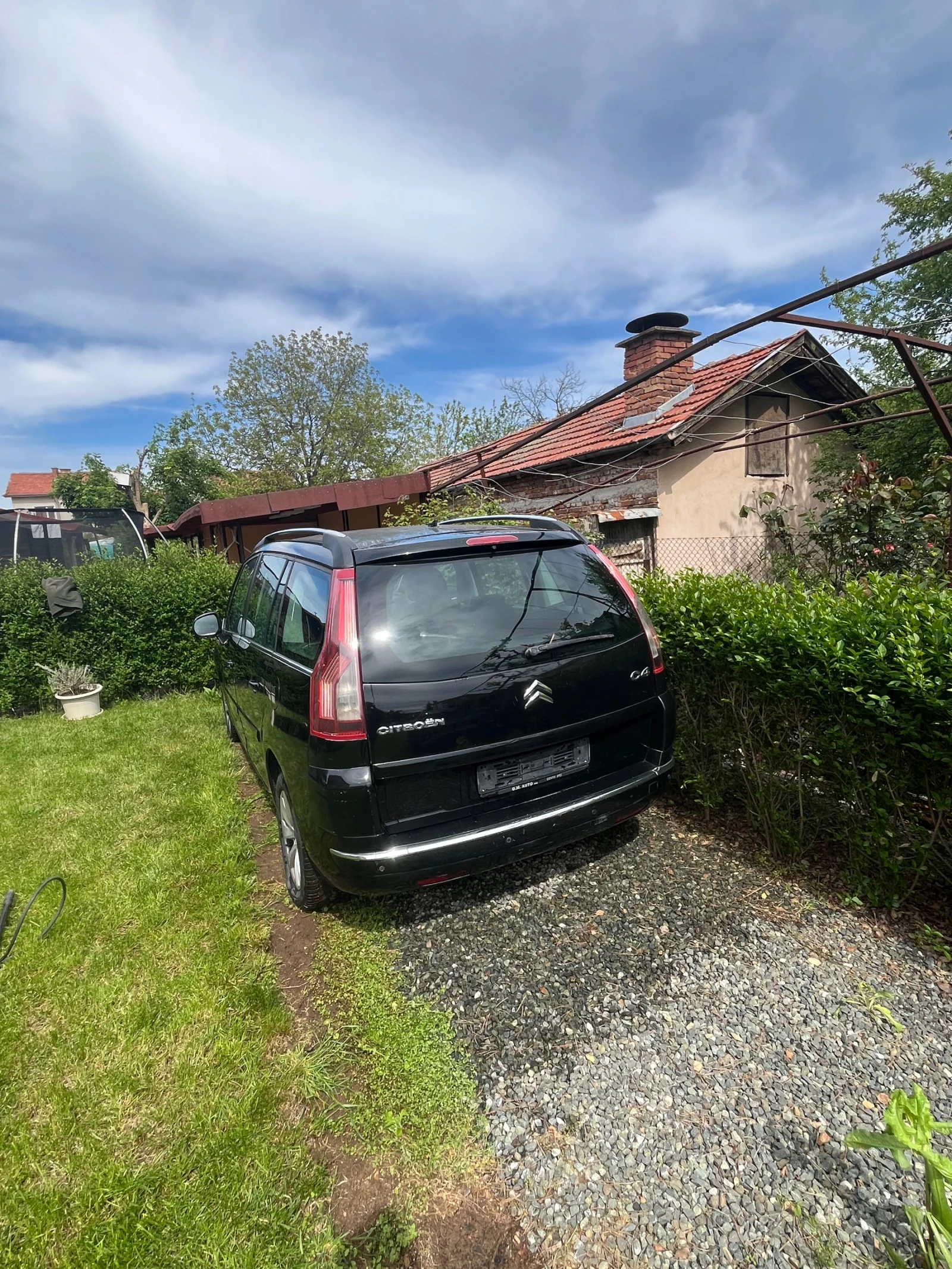 Citroen Grand C4 Picasso, снимка 4 - Автомобили и джипове - 54509560