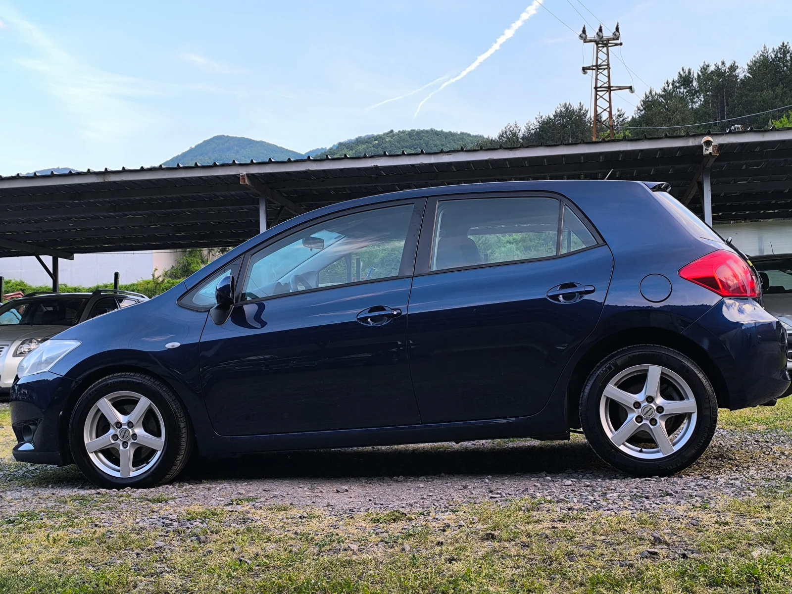 Toyota Auris -2.0D4D-126кс-6 скорости-КЛИМАТРОНИК-ОТЛИЧНА !!!, снимка 6 - Автомобили и джипове - 54758539