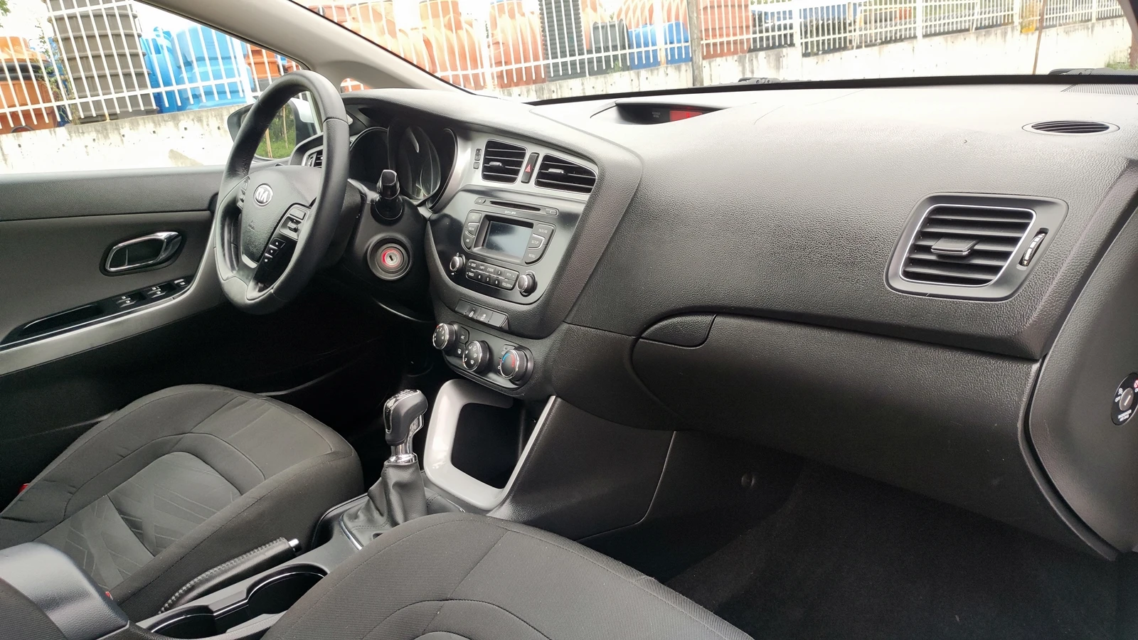 Kia Ceed 1.4CRDi 90k.c, снимка 10 - Автомобили и джипове - 54883384