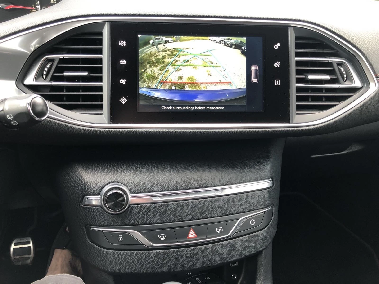 Peugeot 308 GT FULL LED, снимка 10 - Автомобили и джипове - 55564772