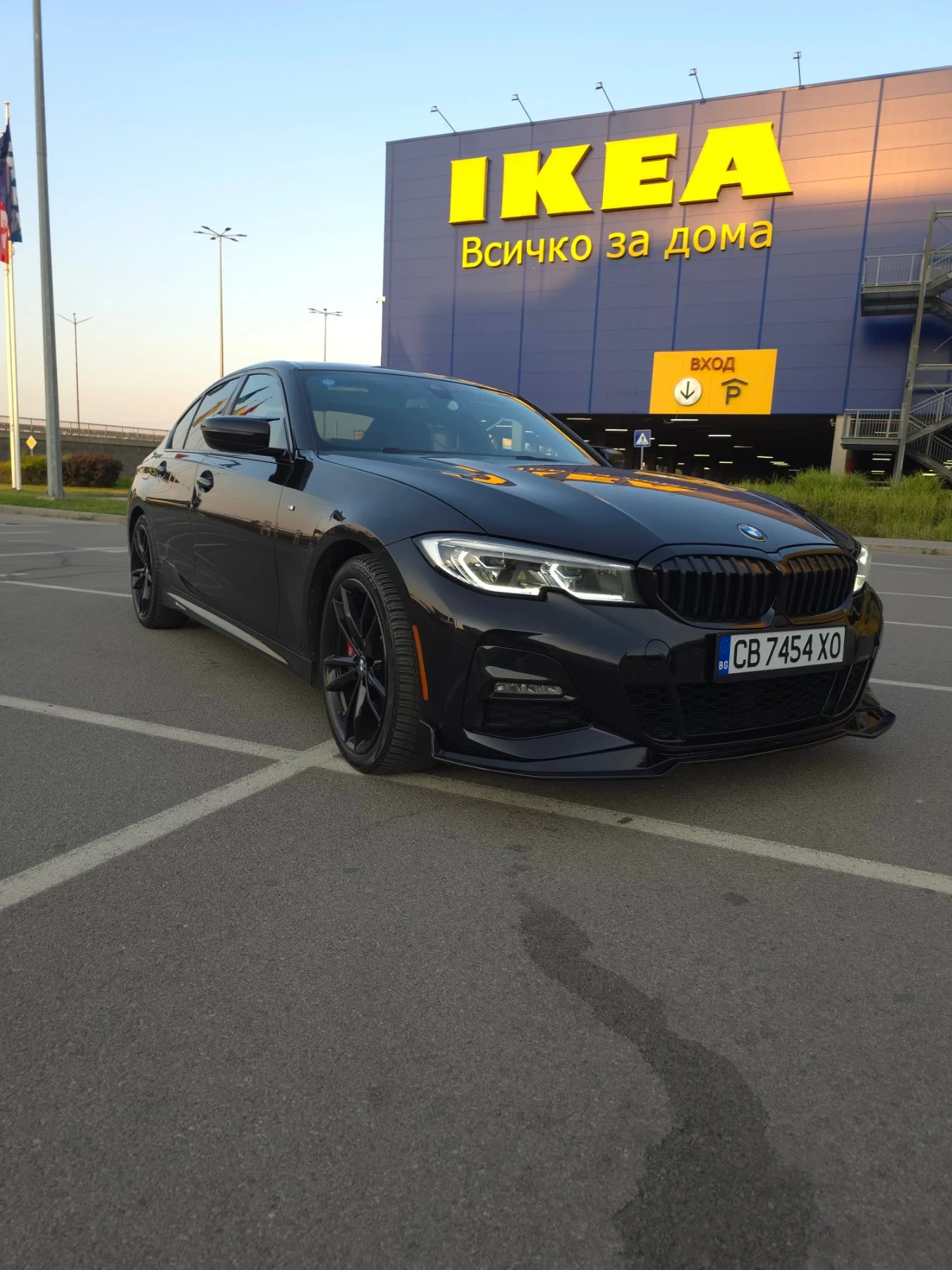 BMW 330 BMW 330 xDrive/ M-Paket/Laser/ HEAD UP, снимка 3 - Автомобили и джипове - 55624077