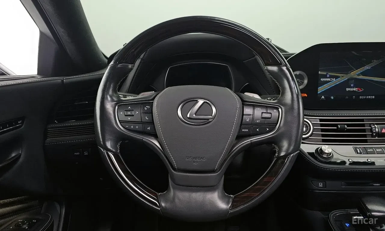 Lexus LS 500 LUXURY* AWD* ПОДГРЕВ* ОБДУХВАНЕ* МАСАЖ* 360КАМЕРА*, снимка 7 - Автомобили и джипове - 55818451