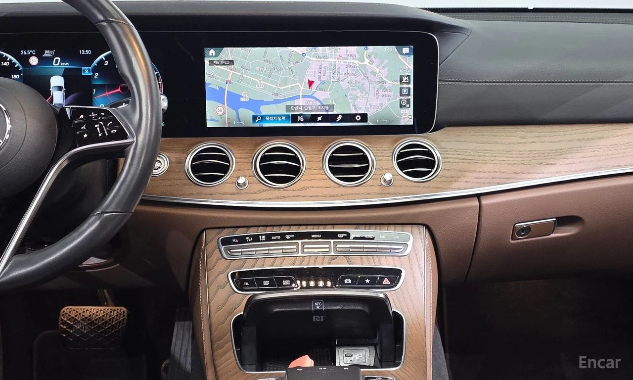 Mercedes-Benz E 250 EXCLUSIVE* ХЕДЪП* ДИСТРОНИК* ОБДУХВАНЕ* КРАЙНА ЦЕН, снимка 12 - Автомобили и джипове - 55987238