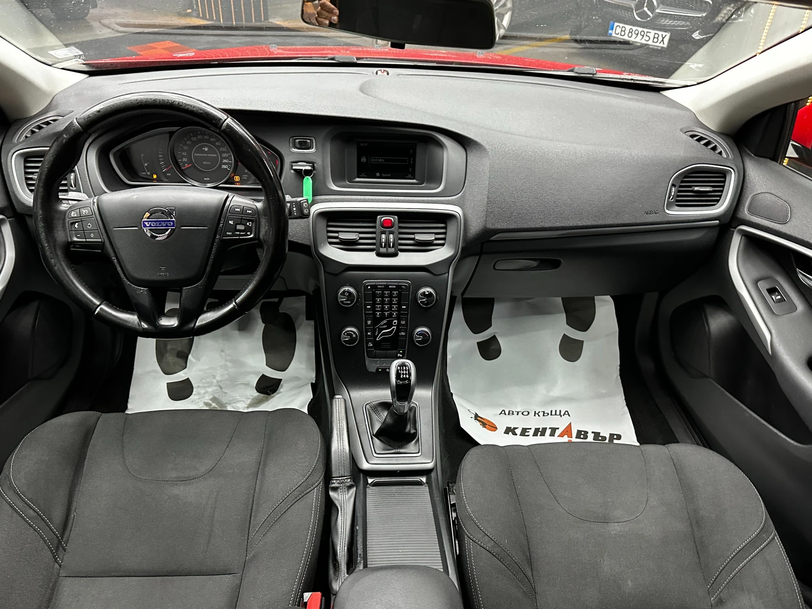 Volvo V40 1.6d 114 к.с., снимка 9 - Автомобили и джипове - 56613912