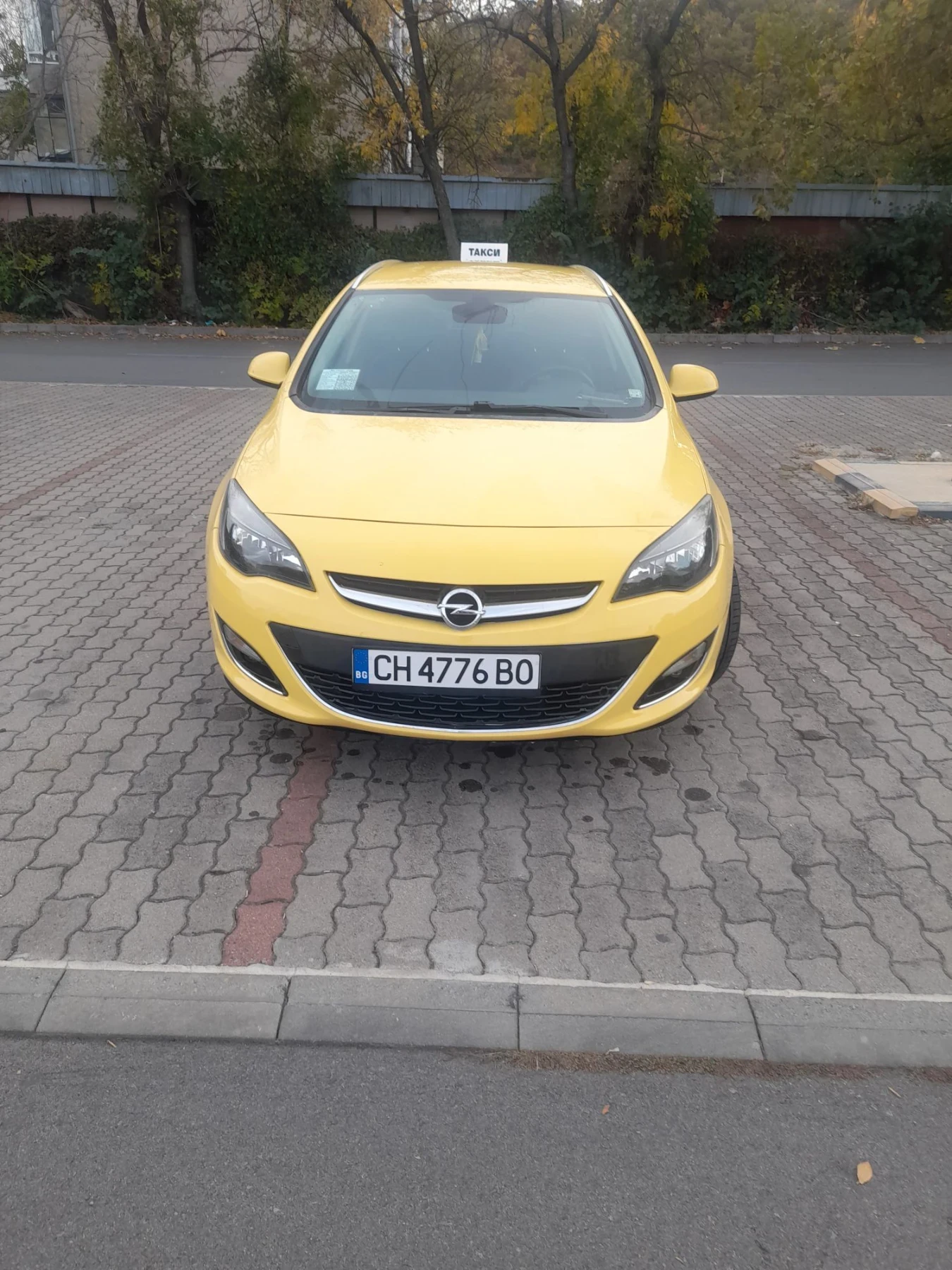 Opel Astra Sports tourer, снимка 4 - Автомобили и джипове - 56728676