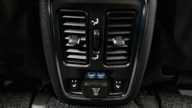 Jeep Grand cherokee 3.6 Summit Панорама* DisTronic* Обдухване , снимка 13