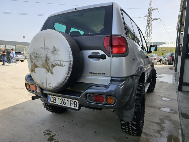 Nissan Terrano 3.0, снимка 6 - Автомобили и джипове - 49931296