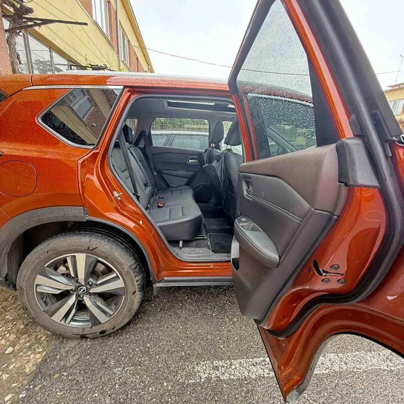 Nissan X-trail Tekna Plus 1.5 e-4orce 4x4 A/T, снимка 11 - Автомобили и джипове - 50304318