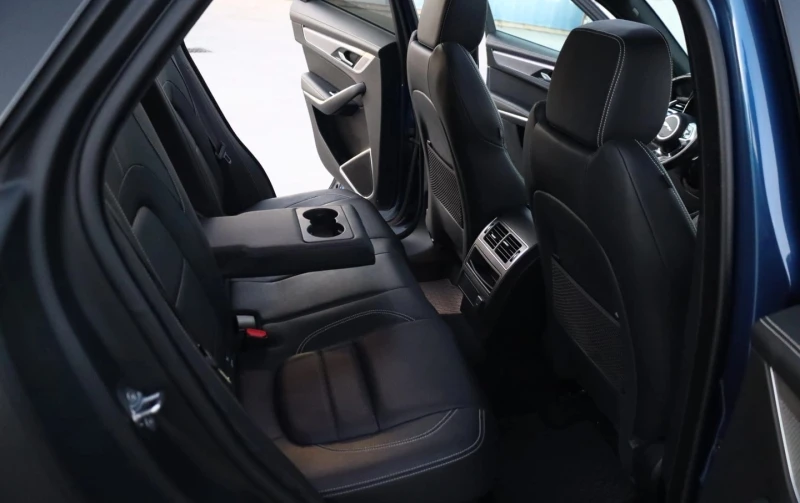 Jaguar F-PACE, снимка 8 - Автомобили и джипове - 53341257