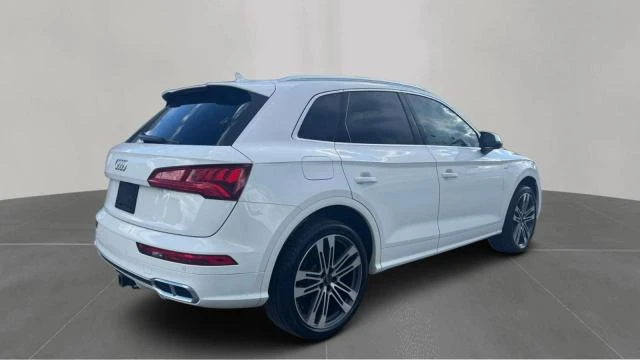 Audi SQ5 PREMIUM PLUS * * CARFAX * * АВТО КРЕДИТ * *  - изображение 4