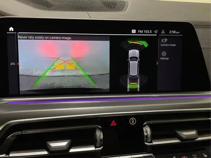 BMW X5 ПОДГРЕВ* 360КАМЕРА* LANE* ASSIST* КЕЙЛЕС* , снимка 10 - Автомобили и джипове - 54691139