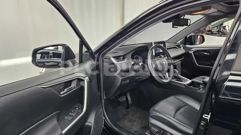 Toyota Rav4 ЦЕНА ДО БЪЛГАРИЯ / ЛИЗИНГ, снимка 10 - Автомобили и джипове - 55432142