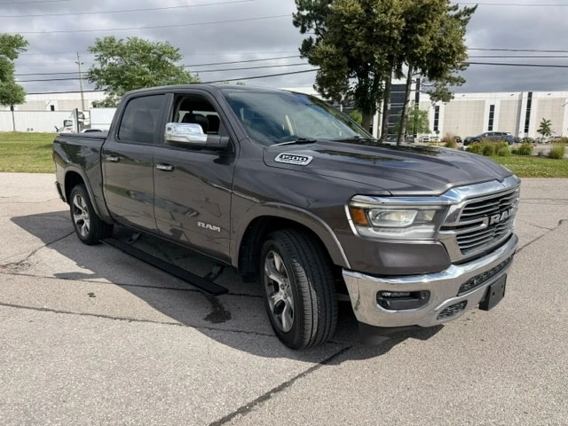 Dodge RAM 1500 * Laramie * CARFAX * БЕЗ ПЪРВОНАЧАЛНА ВНОСКА, снимка 2 - Автомобили и джипове - 56064939