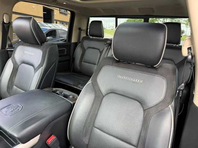 Dodge RAM 1500 * Laramie * CARFAX * БЕЗ ПЪРВОНАЧАЛНА ВНОСКА, снимка 11 - Автомобили и джипове - 56064939