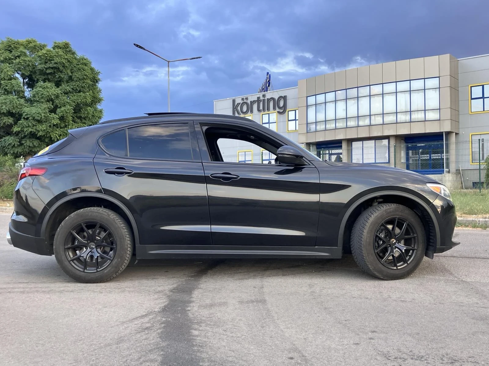 Alfa Romeo Stelvio Ti Sport Q4 СТИЛ с ИТАЛИАНСКА ДУША! - изображение 3