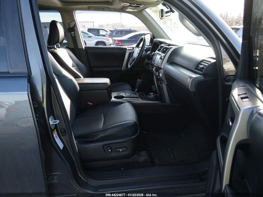 Toyota 4runner 4l Sr5 Premium - изображение 5