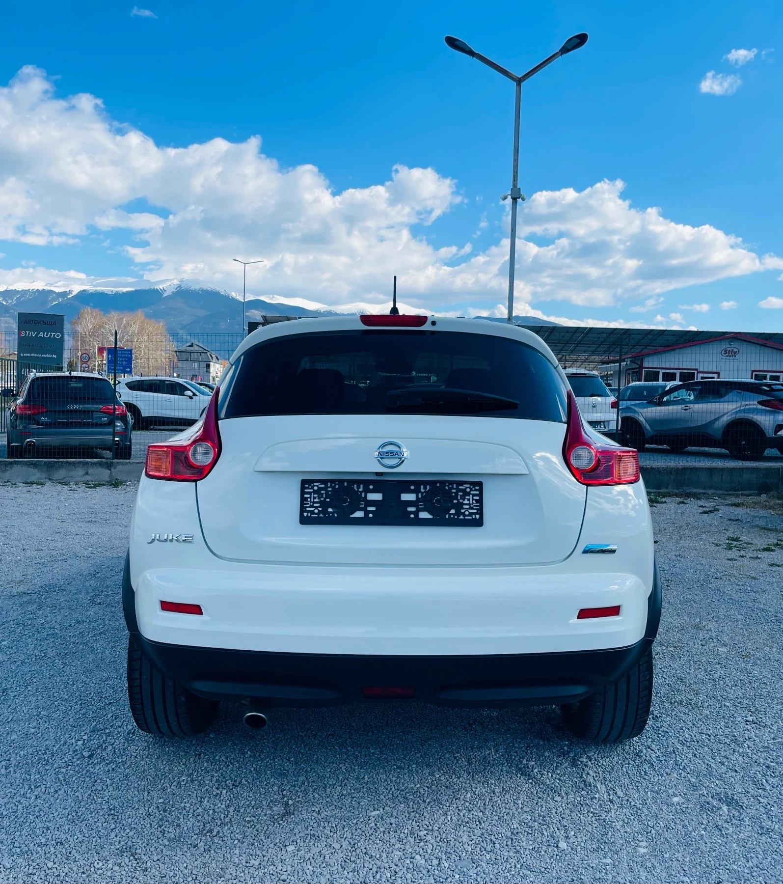 Nissan Juke 1.5 dci Кожа* Камера* BOSE* Подгрев* Реални км, снимка 6 - Автомобили и джипове - 54102714