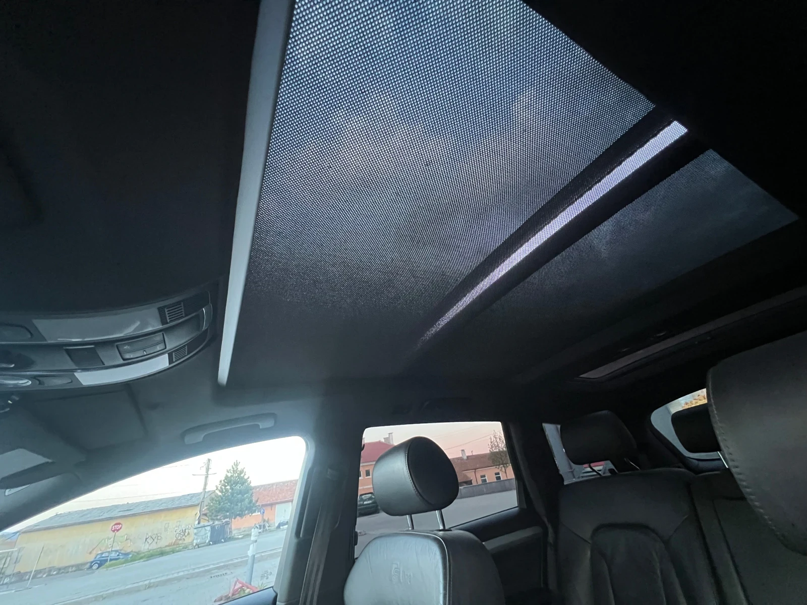 Audi Q7 3.0TDI* 3xS-Line* 7местна* Панорама* Лизинг, снимка 14 - Автомобили и джипове - 54430183