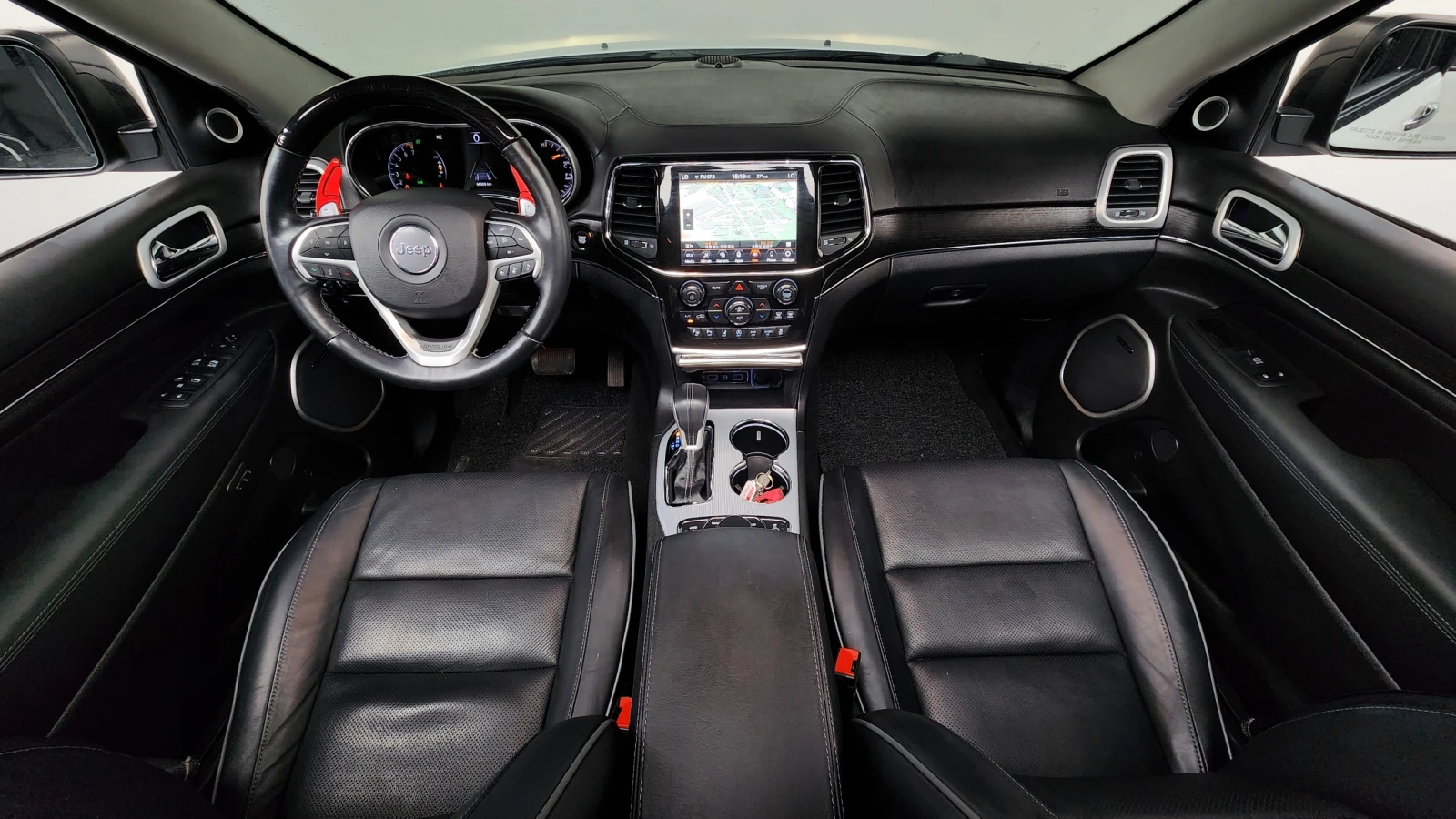 Jeep Grand cherokee 3.6 Summit Панорама* DisTronic* Обдухване , снимка 6 - Автомобили и джипове - 54821967