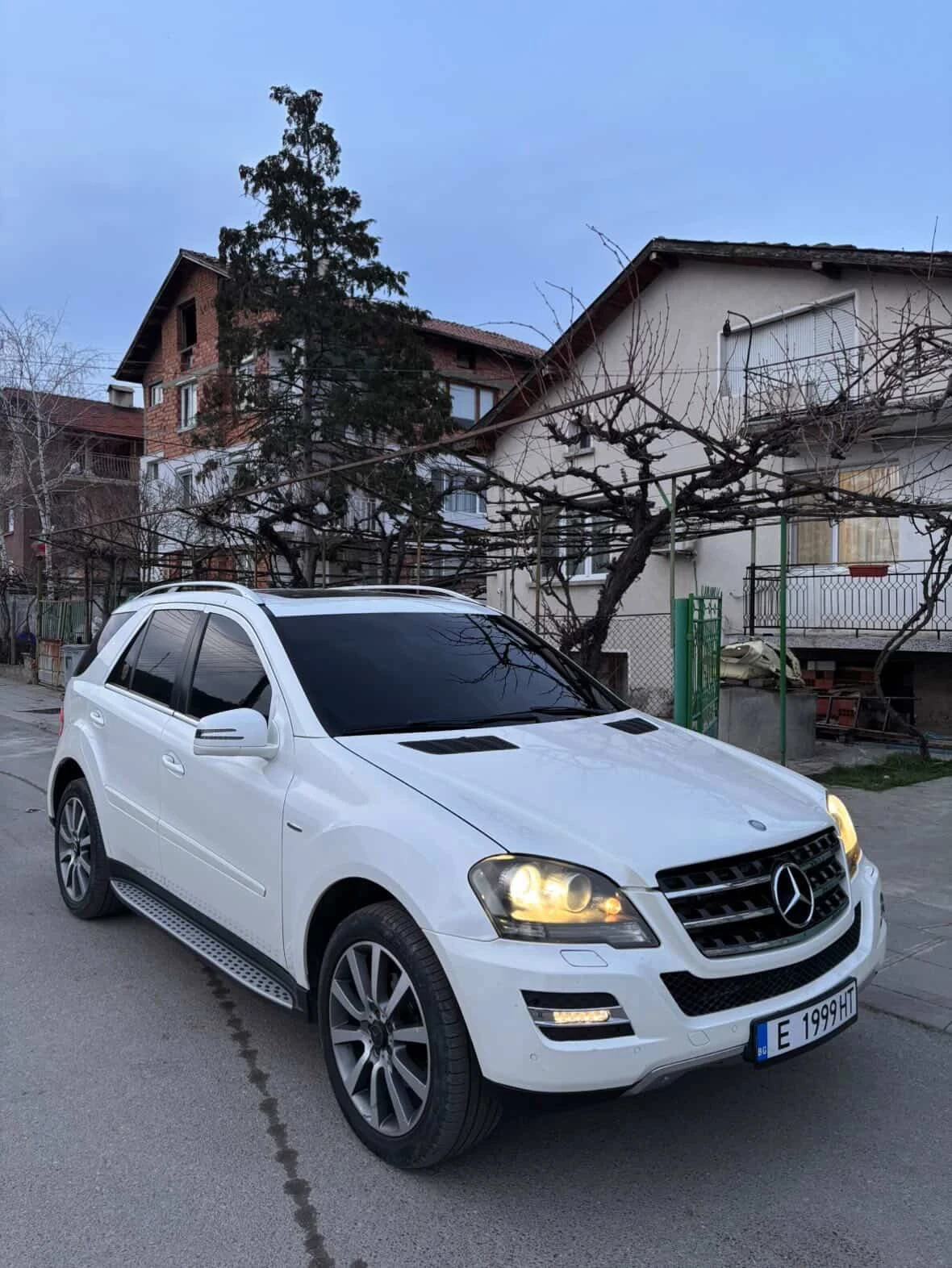 Mercedes-Benz ML 350, снимка 10 - Автомобили и джипове - 54943978