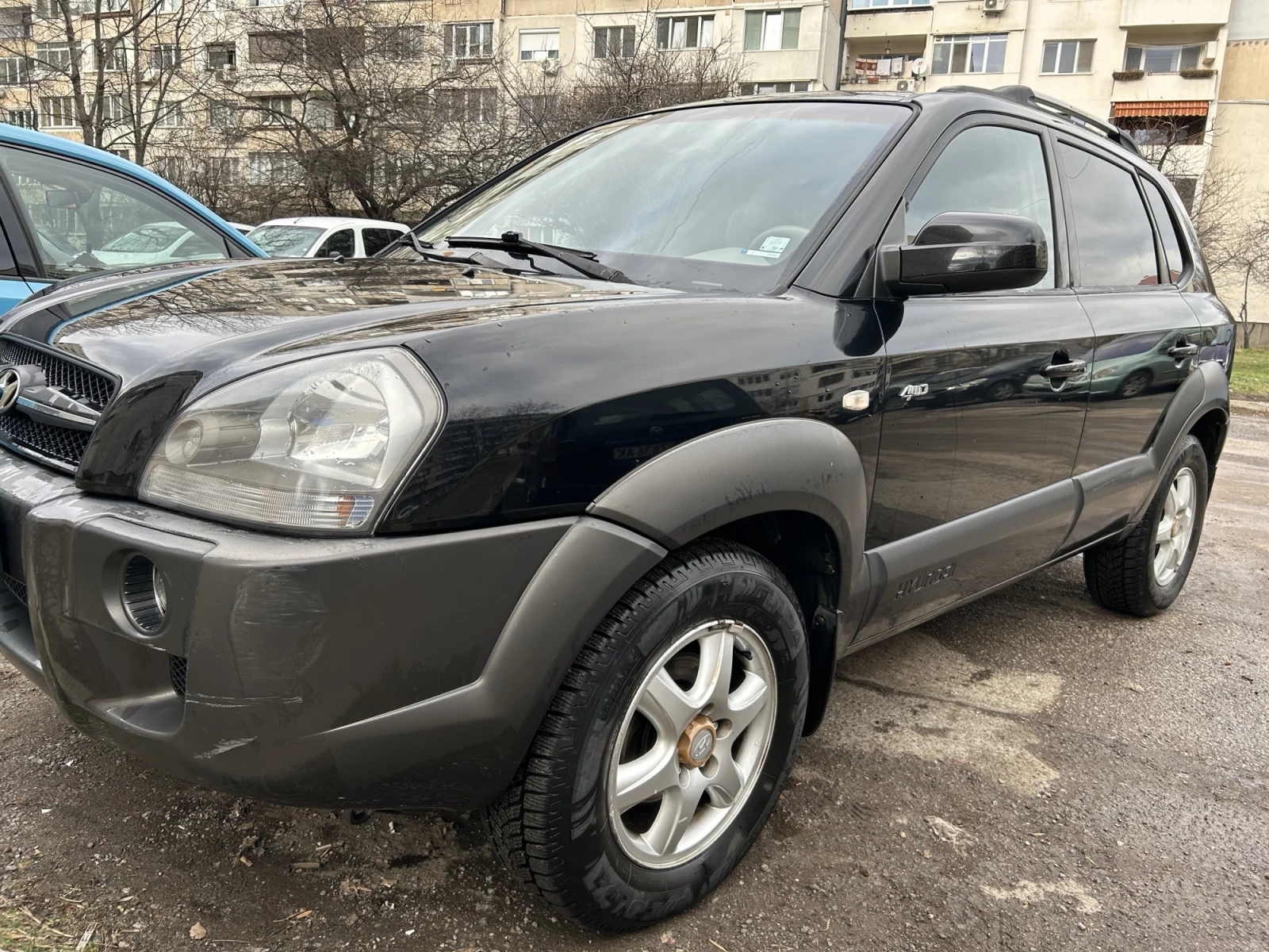 Hyundai Tucson 2.0 CRDI, снимка 3 - Автомобили и джипове - 55189472