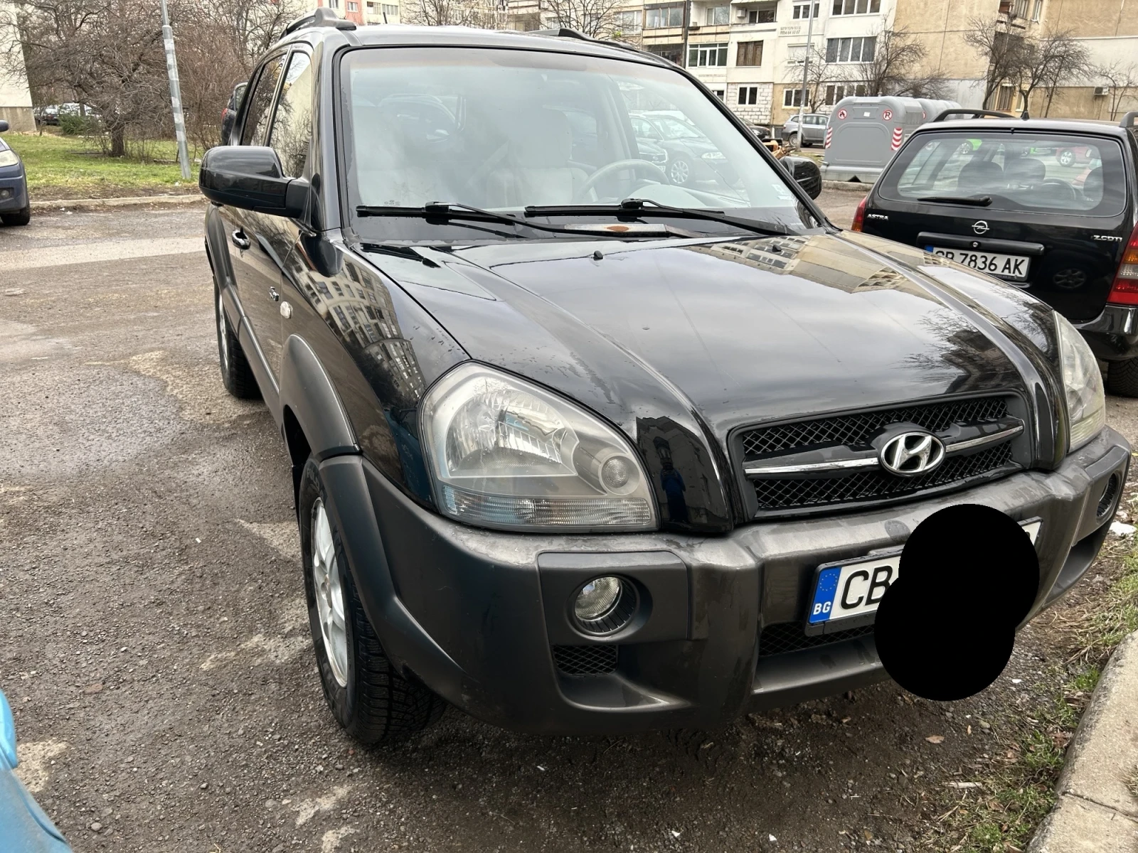 Hyundai Tucson 2.0 CRDI, снимка 4 - Автомобили и джипове - 55189472