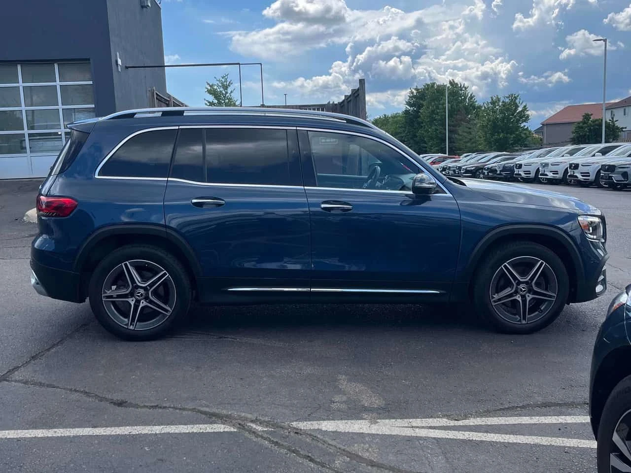 Mercedes-Benz GLB 250 * CARFAX * ОПЦИЯ ЗА ФИНАНСИРАНЕ, снимка 3 - Автомобили и джипове - 55192427