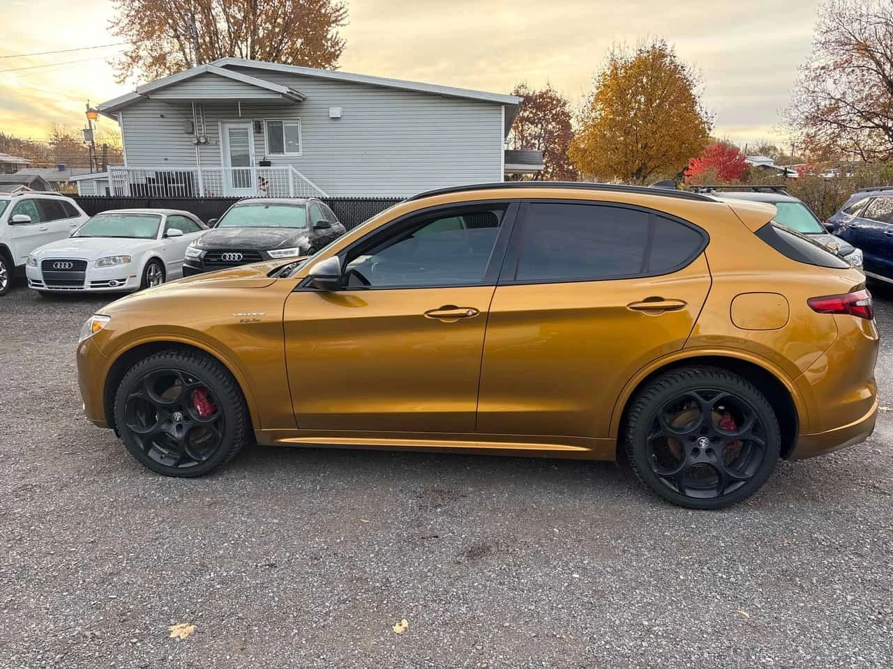 Alfa Romeo Stelvio * VELOCE * KEYLESS * ПОДГРЕВ * , снимка 3 - Автомобили и джипове - 56708002