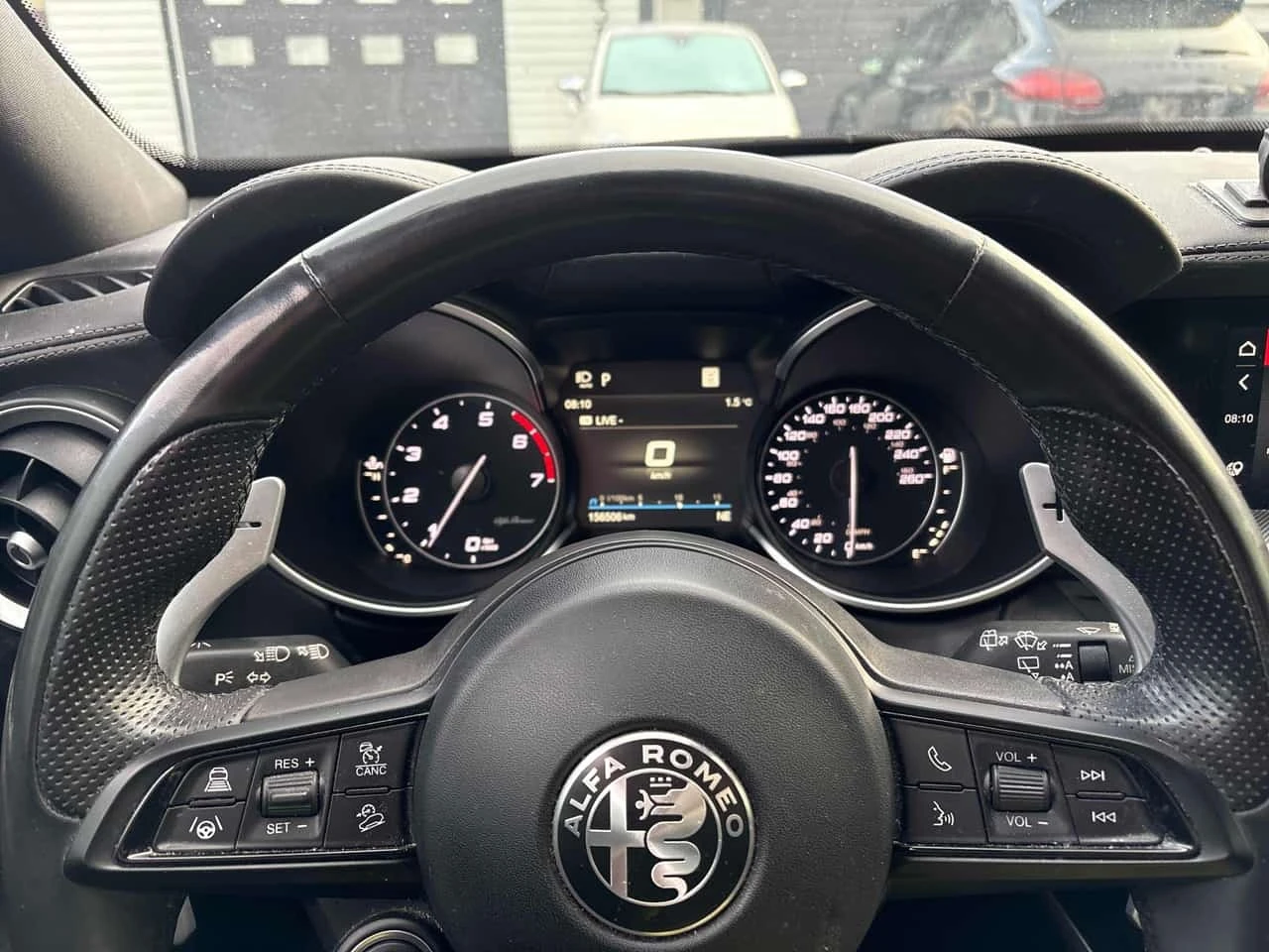 Alfa Romeo Stelvio * VELOCE * KEYLESS * ПОДГРЕВ * , снимка 8 - Автомобили и джипове - 56708002
