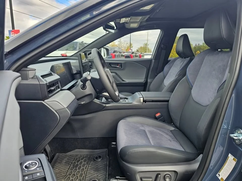 Toyota Rav4, снимка 5 - Автомобили и джипове - 56737580