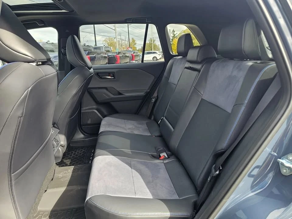 Toyota Rav4, снимка 9 - Автомобили и джипове - 56737580