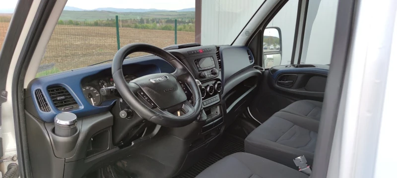 Iveco Daily 35-180, снимка 11 - Бусове и автобуси - 49824850