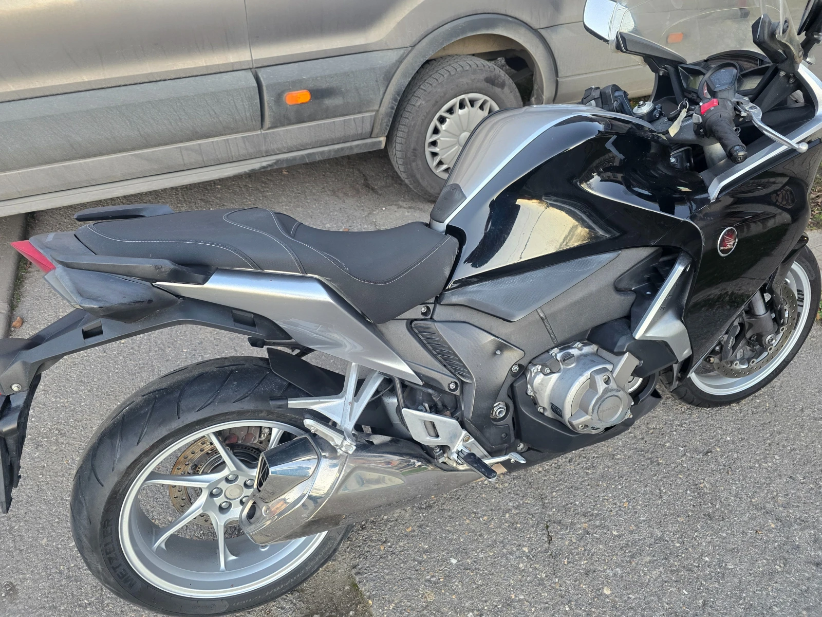 Honda Vfr 1200f DCT ABS - изображение 3