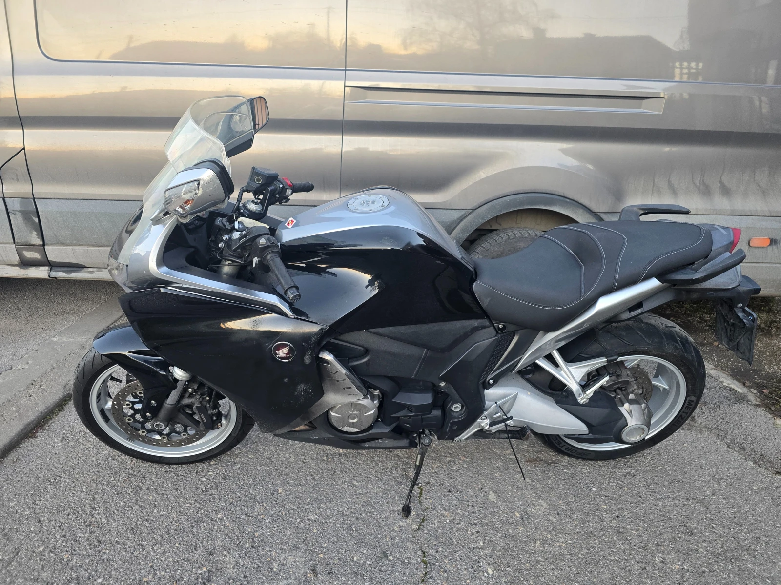 Honda Vfr 1200f DCT ABS - изображение 2