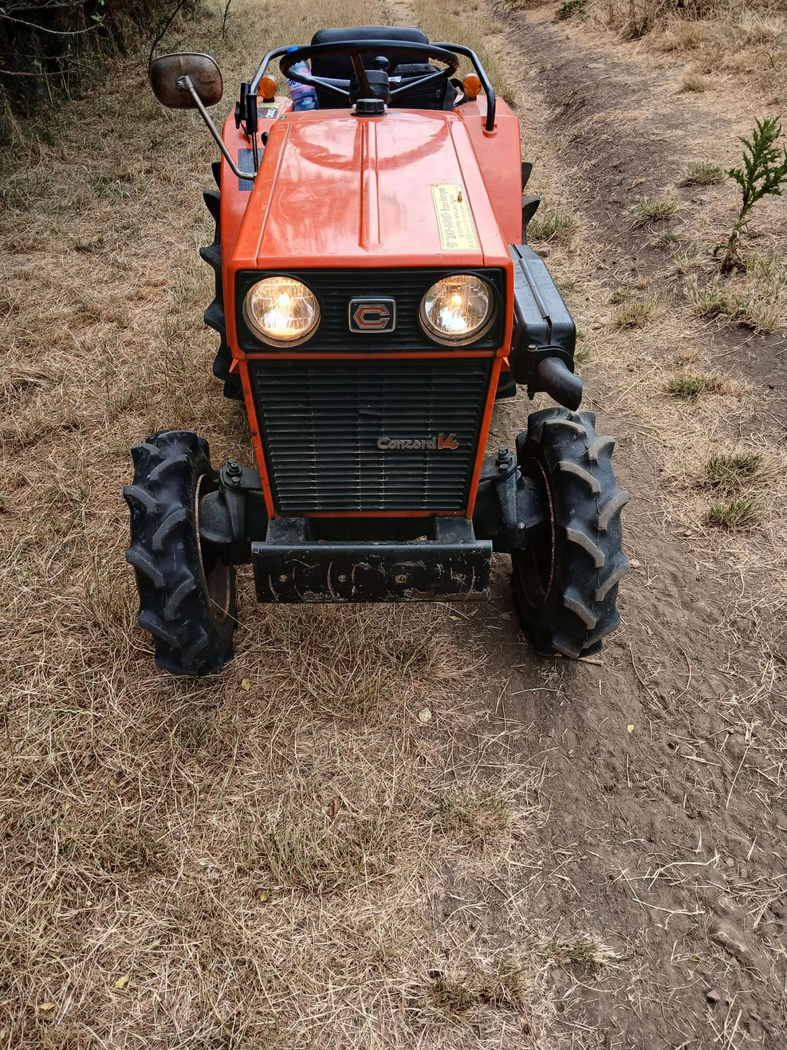 Трактор Hinomoto C144, снимка 1