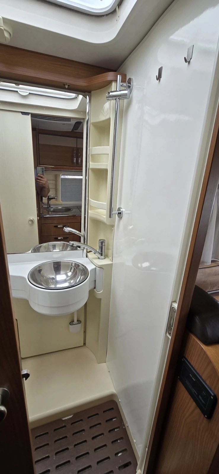 Кемпер HYMER / ERIBA Hymer B-504 SL, снимка 15 - Каравани и кемпери - 54749895