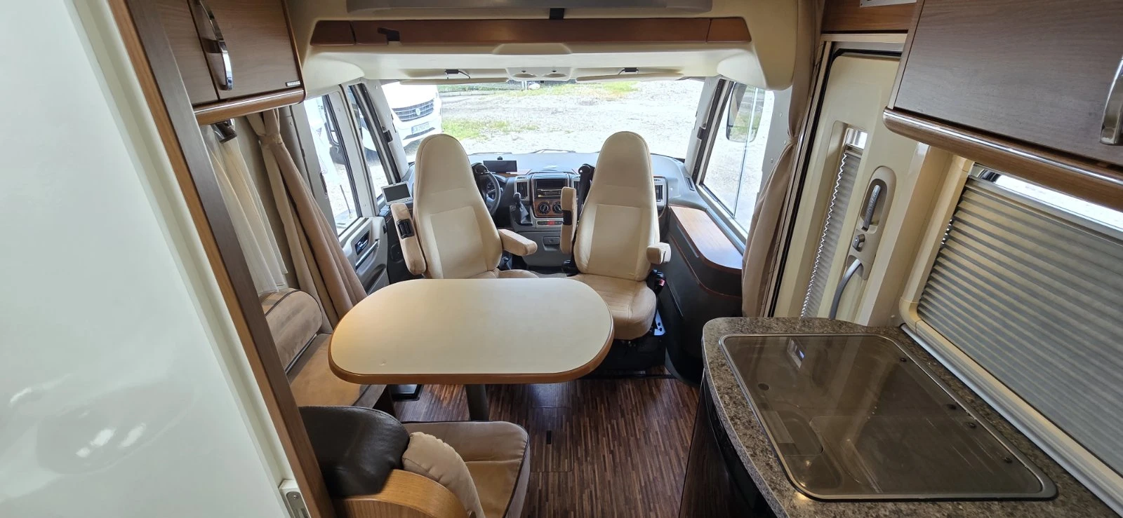 Кемпер HYMER / ERIBA Hymer B-504 SL, снимка 8 - Каравани и кемпери - 54749895