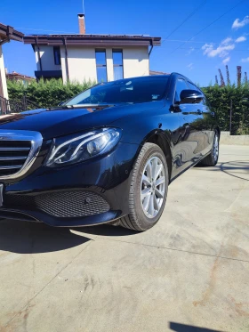 Mercedes-Benz E 220 w213, снимка 1