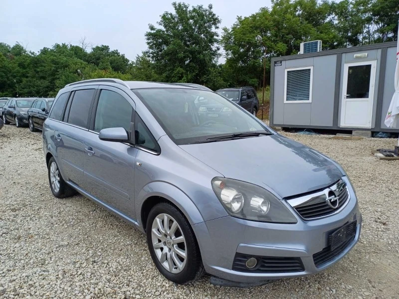 Opel Zafira 1.9cdti 120k.c * UNIKAT* , снимка 11 - Автомобили и джипове - 46224873