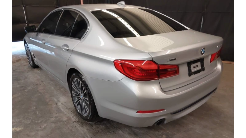 BMW 530 I XDRIVE, снимка 1 - Автомобили и джипове - 48022929